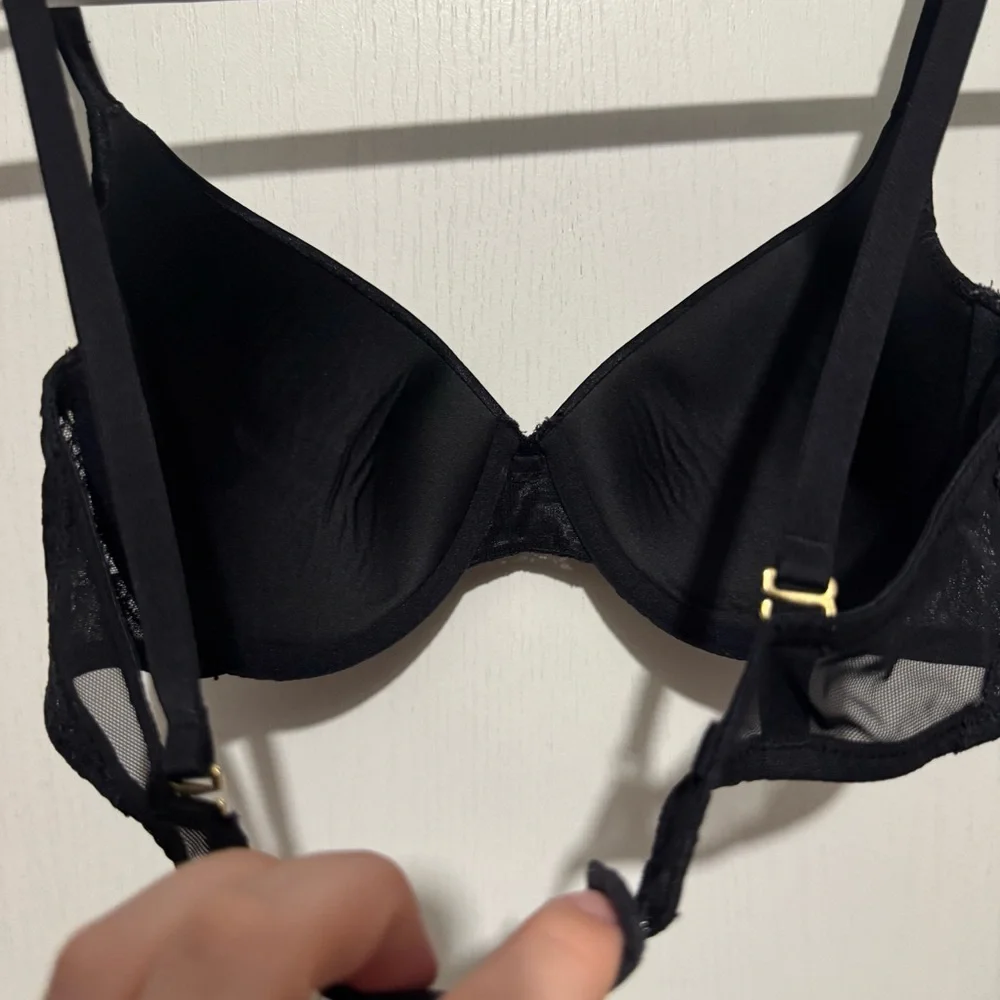 La Senza so free black lace bra size 34C - Picture 3 of 5